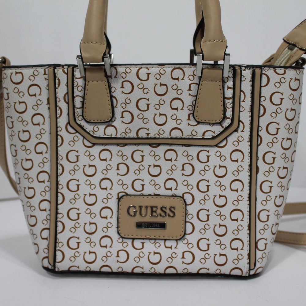 Guess Signature Small Purse - Picture 3 of 11